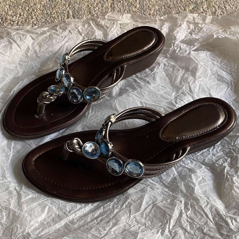 Női herringbone thong flip-flop – felső rész: szuper rost, talp: gumi, ujjformája: kerek, stílus: egyszerű, 2025 tavaszi kiadás