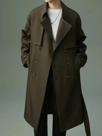 Pánsky kabát strednej dĺžky s dvojradovým zapínaním, s golierom reverom, bez kapucne, s opaskom