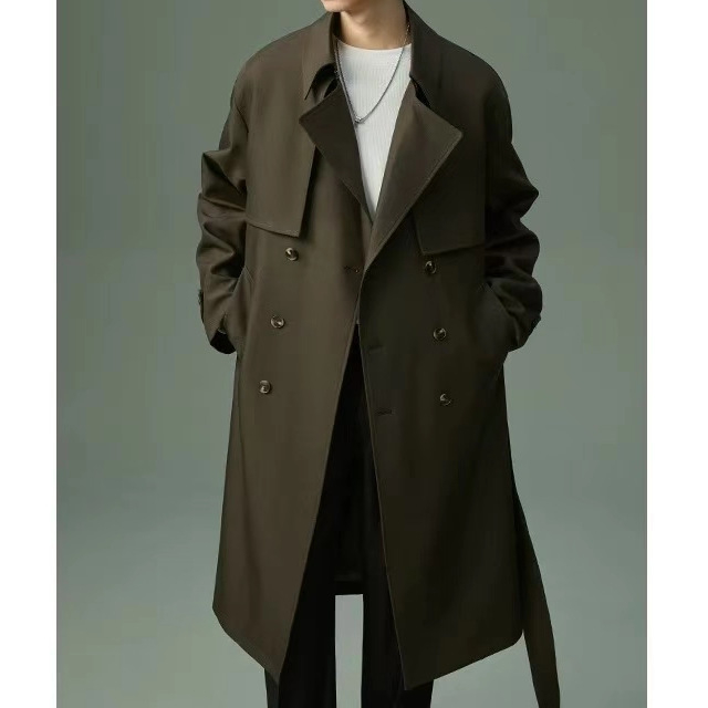 Pánsky kabát strednej dĺžky s dvojradovým zapínaním, s golierom reverom, bez kapucne, s opaskom