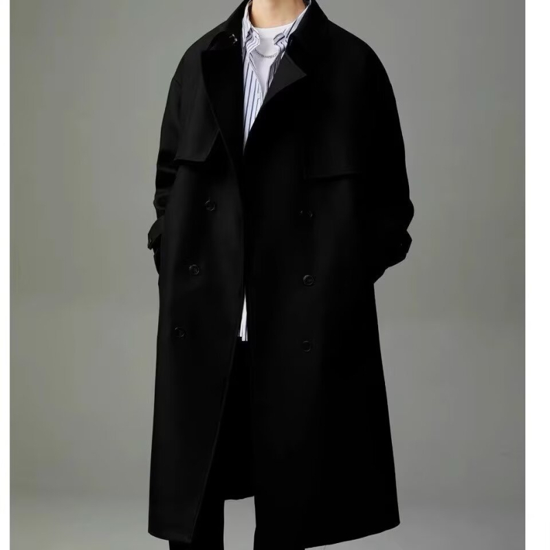 Pánsky kabát strednej dĺžky s dvojradovým zapínaním, s golierom reverom, bez kapucne, s opaskom