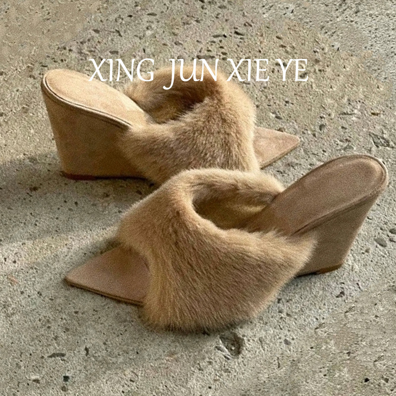 Sandales ar vienu siksnu, asas purns, mikrošķiedras augšdaļa, gumijas zole