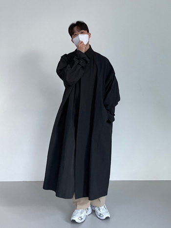 Asclo Korejský štýl dlhý kabát, voľný strih, golier, zapínanie na jeden rad gombíkov, na jar a na jeseň