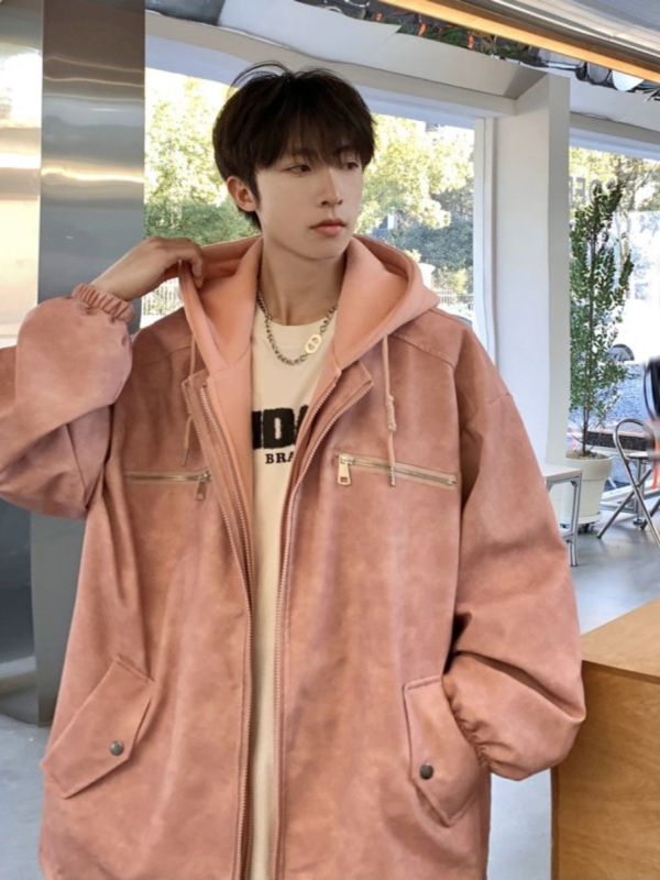 PU odinė striukė su gobtuvu - laisvo kirpimo, užtrauktukas, šoniniai kišenės, poliesterio pamušalas, ilgis 50-65 cm, rudens 2025