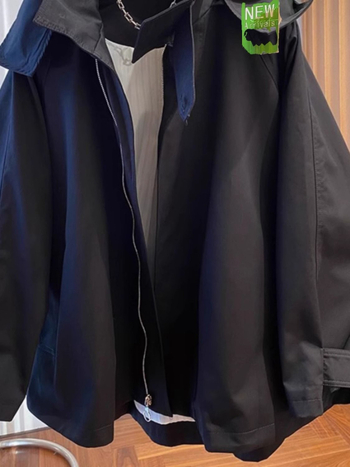 Sieviešu kapucēta vēja jaka ar šauru piegriezumu, stāvošā apkakle, ģeometrisks raksts, audums: spandekss + atjaunota celuloze