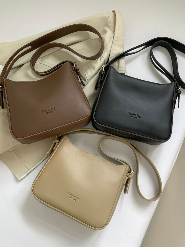 Geantă PU Tote, formă verticală pătrată, închidere cu fermoar, buzunar intern ascuns cu fermoar, curea umăr unică, Toamnă 2025