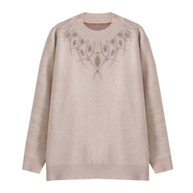 Női téli fleeces pulóver laza szabású, hosszú ujjú, fél magas gallér, középhosszú, hímzés; TR anyag, PVC <=30%, poliészter <=30%