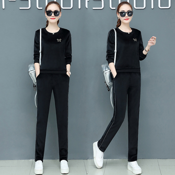 Дамски костюм от бархат за ежедневието с черепен модел и бродерия, полиестерна основа (есен 2022)