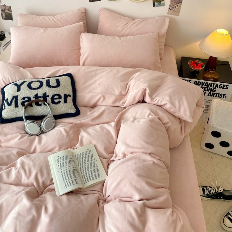 Milk Velvet flanelės patalynės komplektas – keturių dalių, reaktyvus dažymas, įtraukti antklodės užvalkalas ir gumine paklode