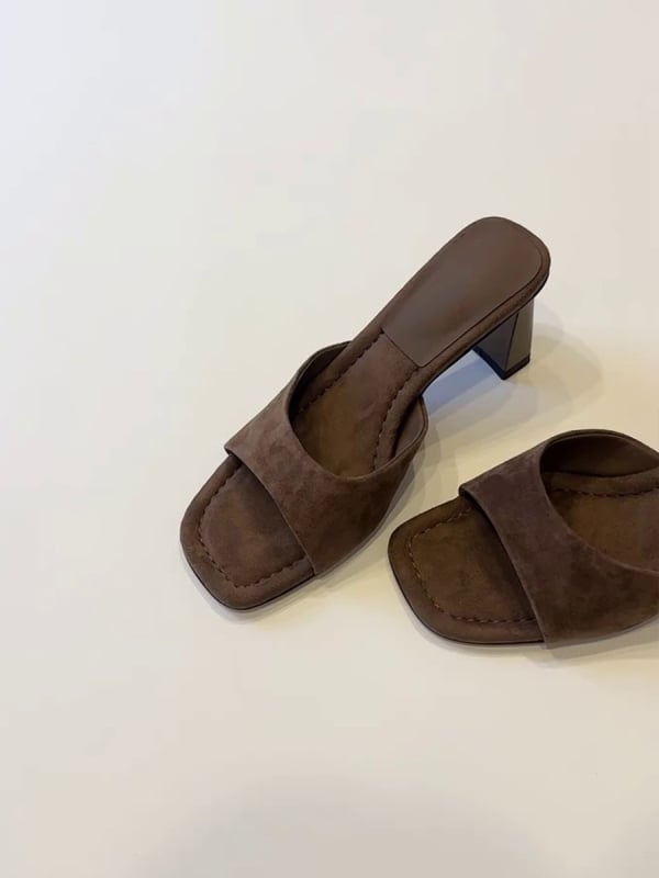Xingshengda Slip-On báránybőr belsővel, felső rész szuper rostból, négyszögletes orr, gumi talp