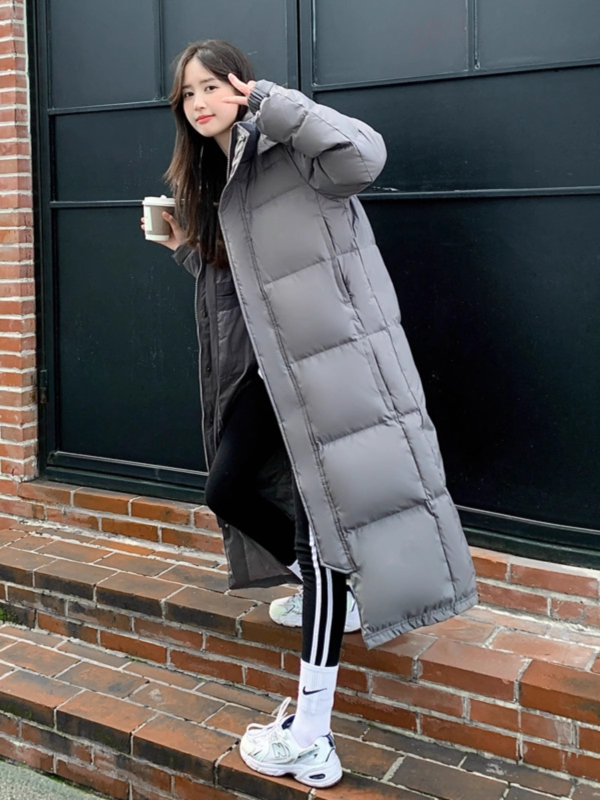 Puffer bunda s kapucňou, výplň z kačacieho peria, hrubá izolácia, vonkajší materiál: nylon