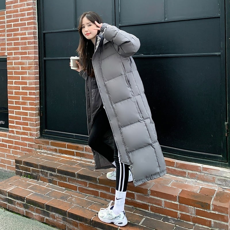 Puffer bunda s kapucňou, výplň z kačacieho peria, hrubá izolácia, vonkajší materiál: nylon