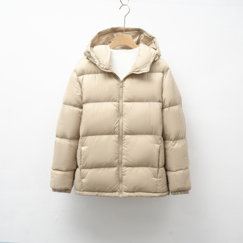 Dámska zimná bunda s kapucňou, voľný strih, kačací páper 86–90% výplň, vonkajší materiál: nylon