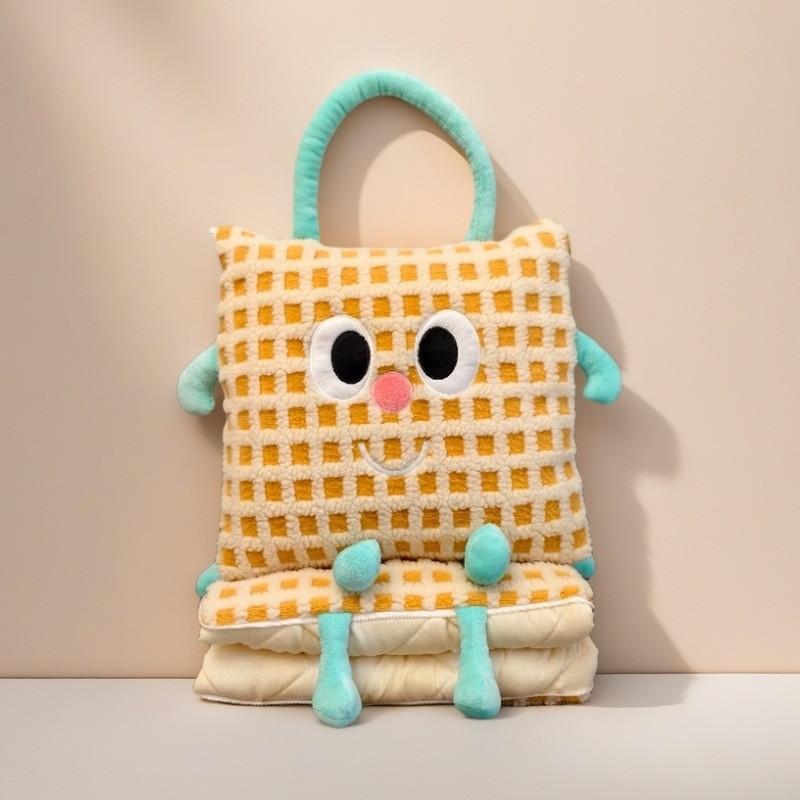 Възглавничка‑одеяло с карикатурни животинки, двупосочна функция: възглавница и одеяло, материя от овча вълна жакард и пълнеж PP памук