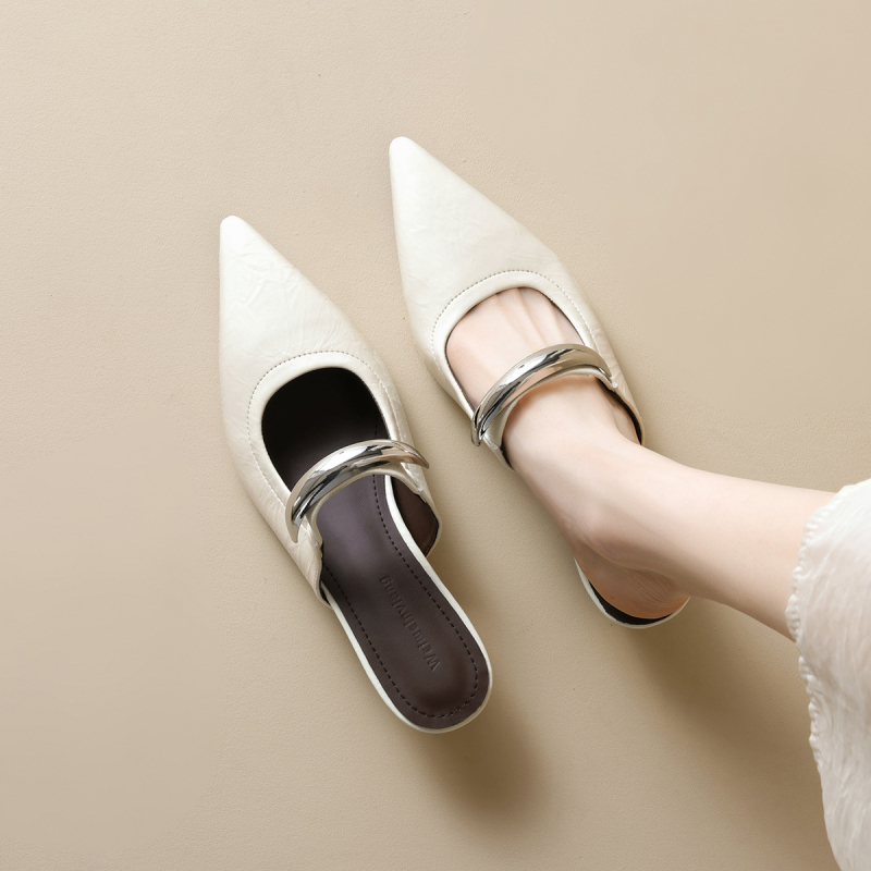 Dámske mules s ostrým nosom, retro štýl, vrchná časť: Super fiber, podrážka: guma, vnútorný materiál: PU