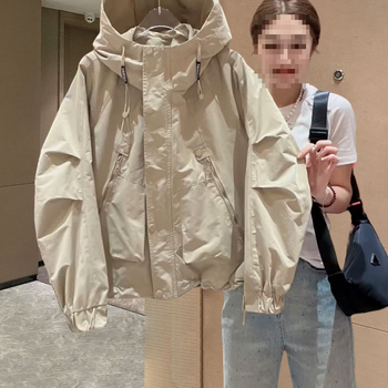 Naistele kapuutsiga tuulejope, Chenille kangas, spandex segu, tõmblukk, printsessivarukad, 2025 kevad.