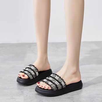 Sandale platformă tip thong, stil coreean, partea superioară din țesătură, deschidere la deget în formă de pește, talpă PVC, interior din fibre super (vară 2025)