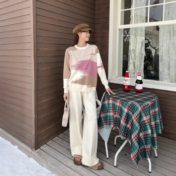 Дамски плетен двучастен комплект с панталони: елегантен ежедневен костюм, модално плетиво, Core Yarn, колажно-шевни детайли, зима 2025