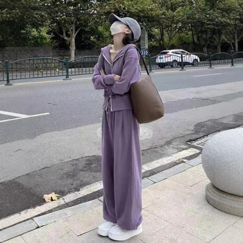 Дамски двучастов костюм: горнище с цип и широки панталони, полиестер-еластанова смес, дизайн колаж/сплайсинг, офисно-ежедневен стил