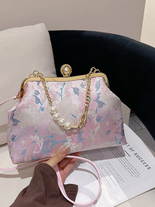 Geantă de seară brodată, formă scoică, închidere cu lacăt, buzunare pentru telefon și documente, Lansare iarnă 2025