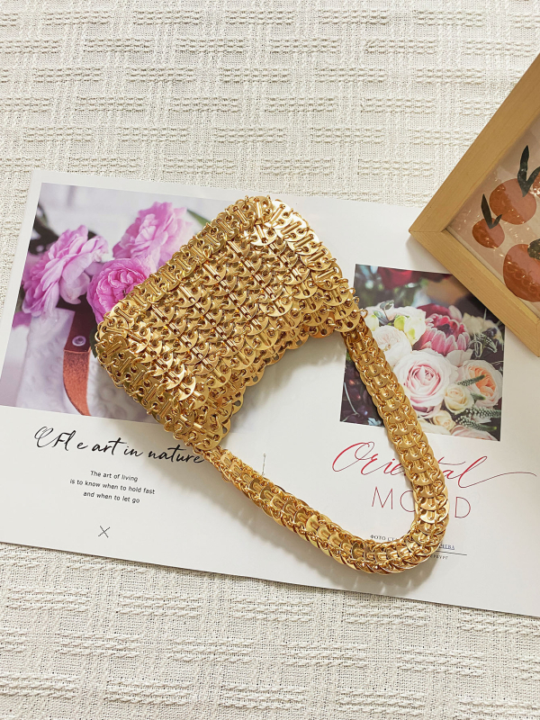 Shanggu Geantă de umăr în stil street, din metal, țesută, formă de pernă, cu paiete, compartimente interne pentru telefon și documente, vară 2025