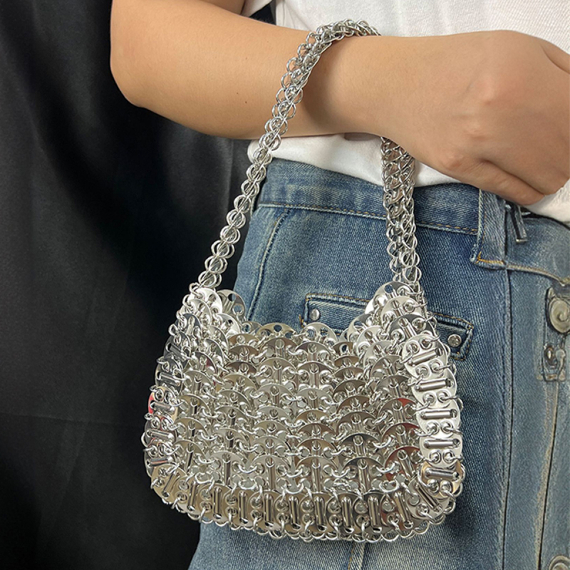 Shanggu Geantă de umăr în stil street, din metal, țesută, formă de pernă, cu paiete, compartimente interne pentru telefon și documente, vară 2025