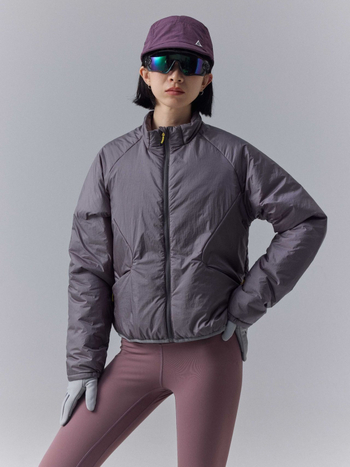 Zimná bunda s výplňou z polyesteru, vonkajší materiál z nylonu, zips, stojací golier