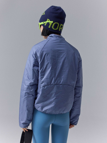Zimná bunda s výplňou z polyesteru, vonkajší materiál z nylonu, zips, stojací golier