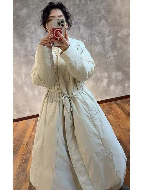 Kongmi dlhý dámsky pérový kabát v literárno-retrom štýle, A-strih, nylonový materiál, 86–90% peria, 101–200 g výplň, bez goliera, Zima 2024