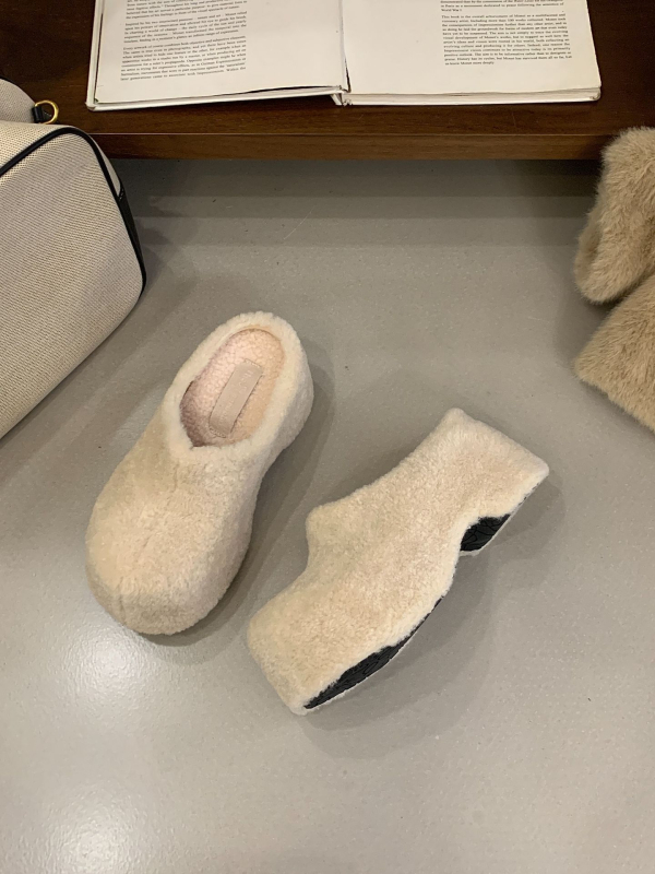 Birkenstock inspirirane papuče s plišanim gornjim dijelom i umjetnim krznom iznutra (Baotou prst; Ulični stil; Unutrašnjost: umjetno krzno; Zimska kolekcija 2025)