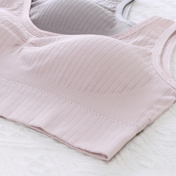 Õmblusteta rindwrap-top laiad õlapaelad — hingav ja mugav, täiskuppidega, vormitud kupud (ülemised õhukesed, alumised paksed), 90–95% nailonist segu