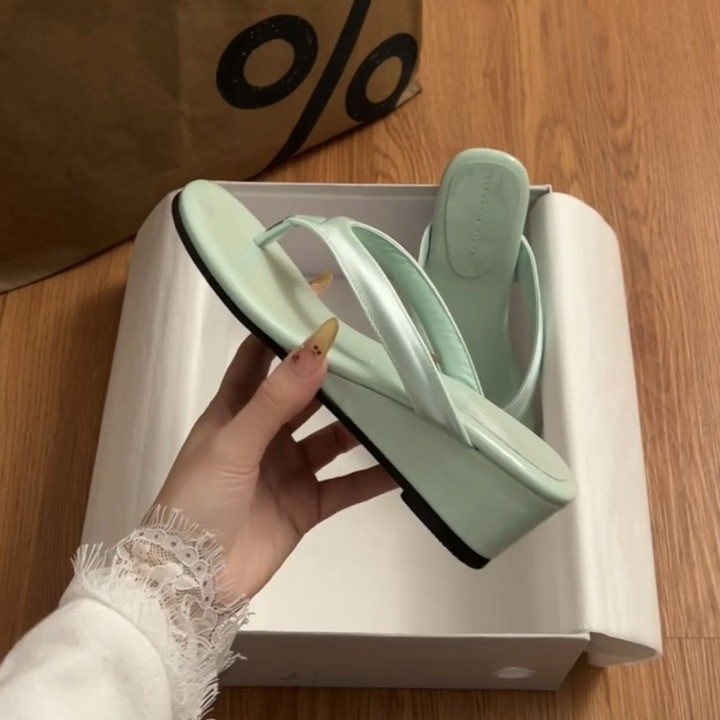 Дамски клиновидни джапанки за повдигане – PVC горно, PU вътрешност, гумена подметка, форма на пръста: рибешка уста, код SXA-18