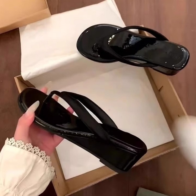 Дамски клиновидни джапанки за повдигане – PVC горно, PU вътрешност, гумена подметка, форма на пръста: рибешка уста, код SXA-18