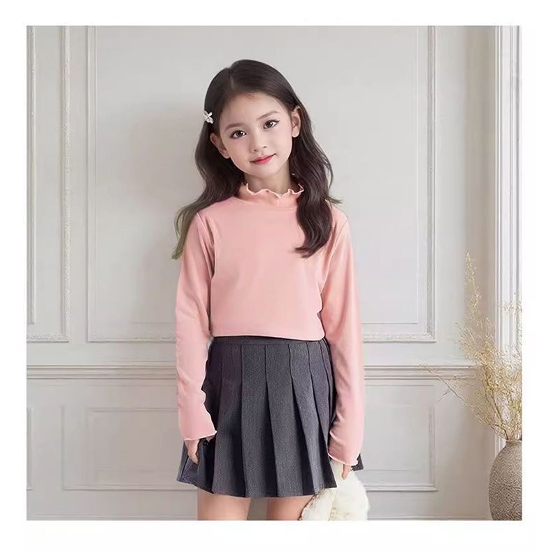 Vaikų terminis bazinis marškinėlis mergaitėms su raukšlėmis kraštuose ir aukštu kaklu, 95% poliesteris, minkšta apdaila, pavasario ir rudens sezonui, amžius 3–8 metų.