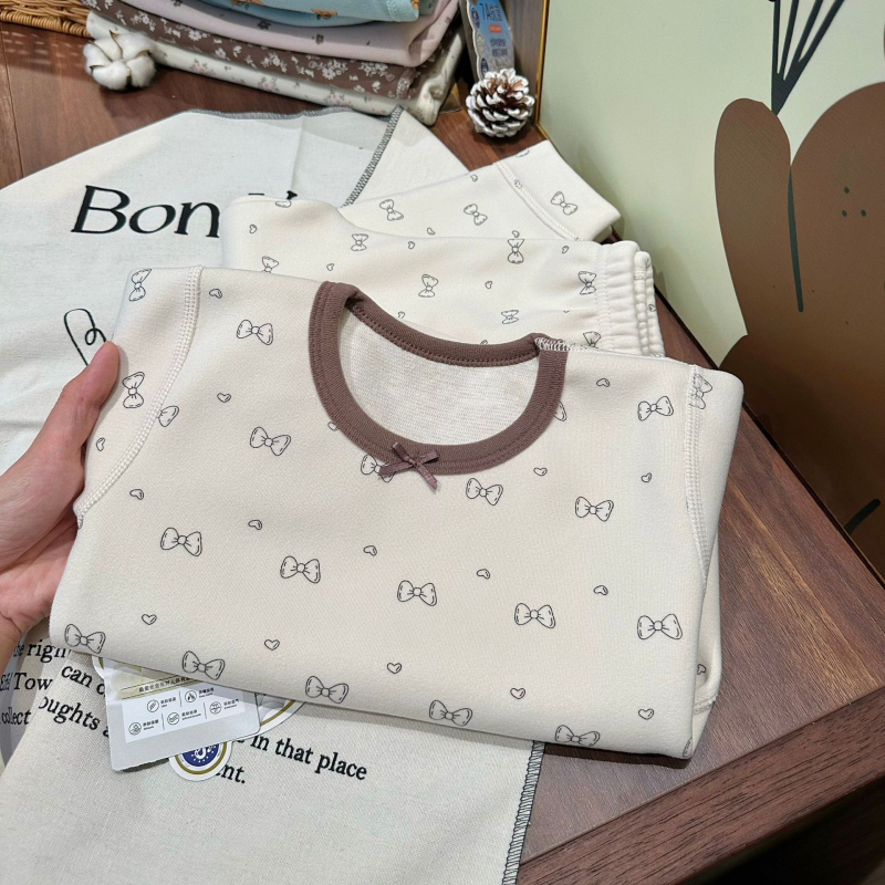 Gyerekek melegítő alsó-felső készlet, vastag műszálkeverék, antibakteriális, nedvességelvezető, hosszú ujjú, kerek nyakú, koreai stílusú osztott dizájn, 3–8 éveseknek, tél