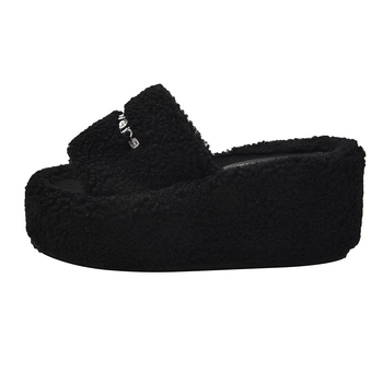 Ženske platforme sandale, 7 cm visine, gornji dio od ovčje vune, jednopasni remen, gumeni potplat, zaobljena špička