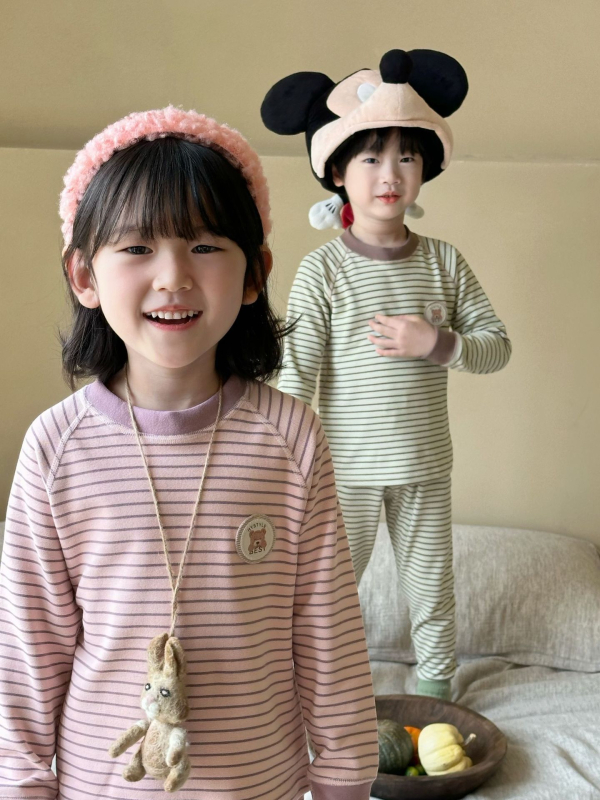 Gyerekek termális alsóruha készlet, uniszex, téli szezon, brushed fleece poliészter 95%, Korea-stílus, két darabos felső és alsóruha, melegen tart