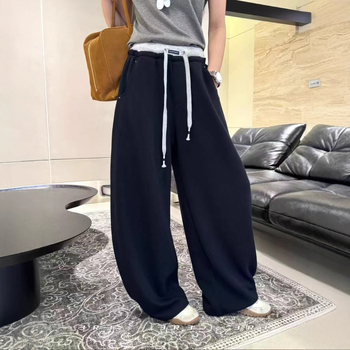 Francuski stil trenirke hlače s vezanjem u struku i elastičnim pojasom, široke nogavice, duljina do poda, jesen 2025, casual moda
