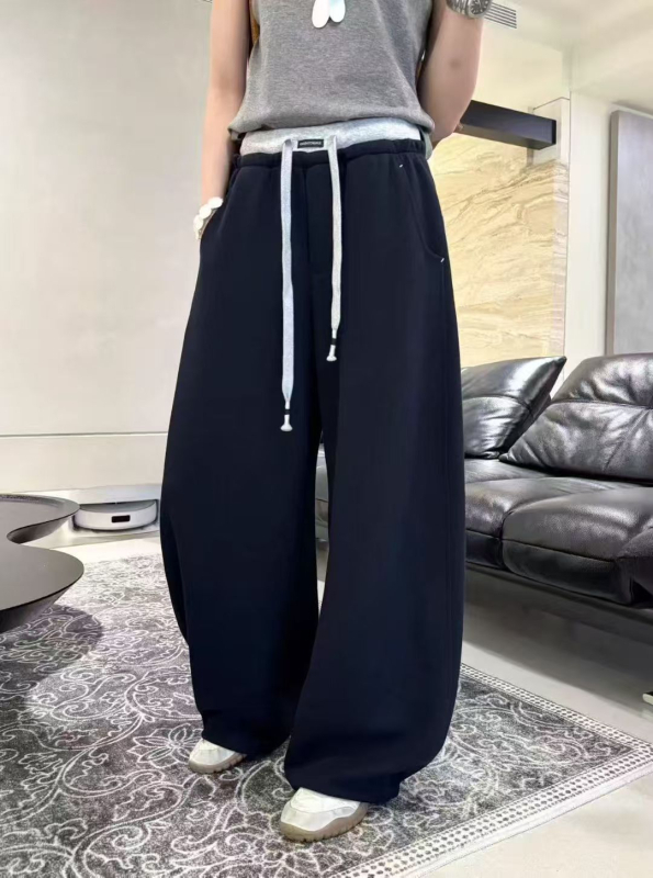 Francuski stil trenirke hlače s vezanjem u struku i elastičnim pojasom, široke nogavice, duljina do poda, jesen 2025, casual moda