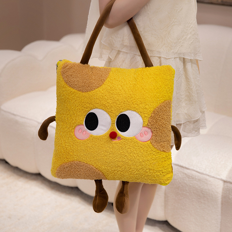 Автомобилна възглавничка‑одеяло 2‑в‑1 за почивка в офиса и комфорт на задната седалка – външен материал: плюшено велур, бродирано и квилтирано, пълнеж: полиестер