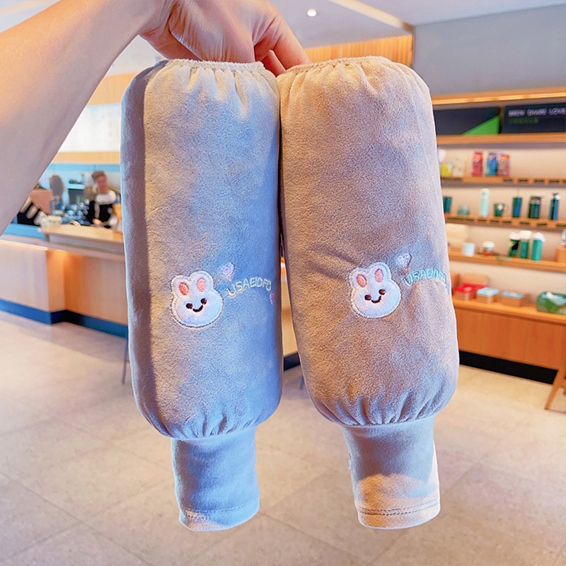 Bērnu velūra roku siltinātāji – silti, rudens-ziemas periodā, multfilmu stils, reljefā apstrāde, vidēja garuma