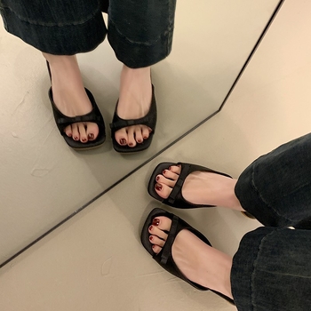 Sandale s mašnicom, kvadratnim nosom, PU gornji dio, bez podstavlja, gumeni potplat, korejski stil, visok debeli pet, proljeće 2025