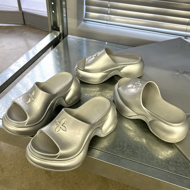 Naiste sandaalid ristiliste rihmadega ja paksu platvormiga, EVA ülemine ja EVA talla, ümmargune varvas