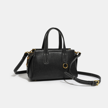 Geantă de damă din piele naturală, piele tratată vegetal, formă orizontală pătrată, fermoar, căptușeală din țesătură