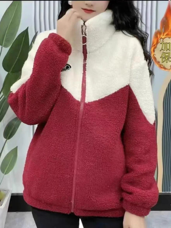 Női középhosszú polár fleece dzseki, laza szabású, álló gallér, cipzárral, hosszú ujjú; anyag: polár fleece; fő anyag: acetát 70–80%