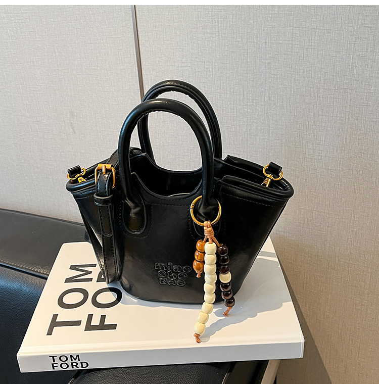 Geantă crossbody pentru femei, minimalism urban, material PU, formă orizontală pătrată, fermoar