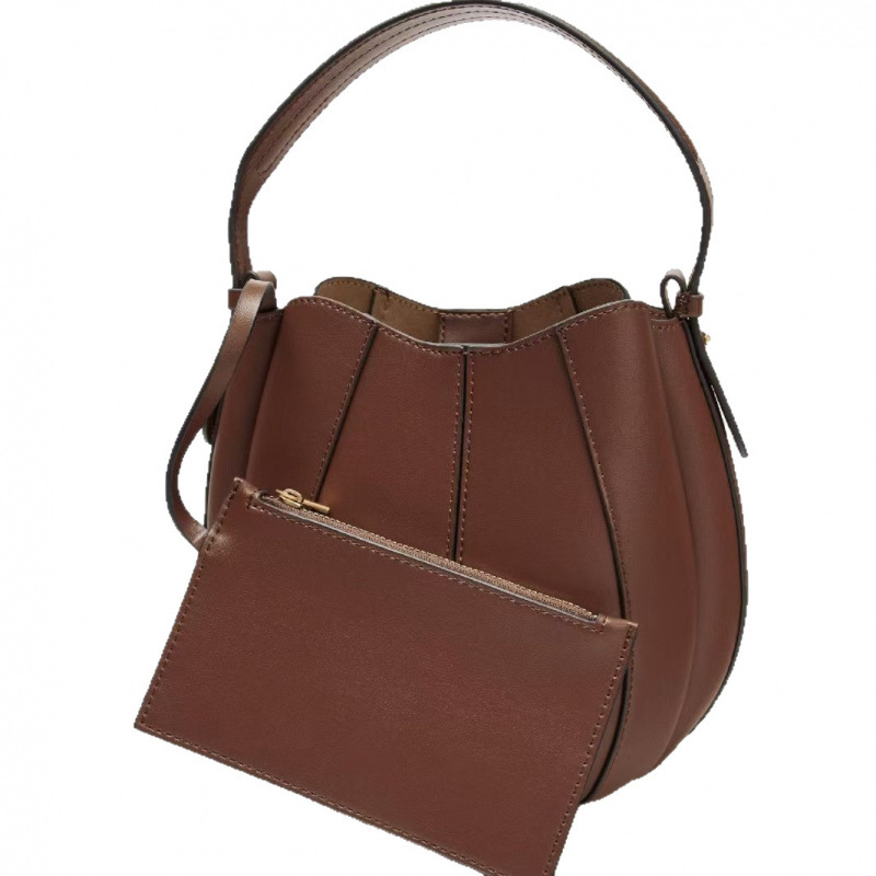 Geantă tip găleată din PU, Mărime medie, Închidere cu cataramă magnetică, Primăvara 2025