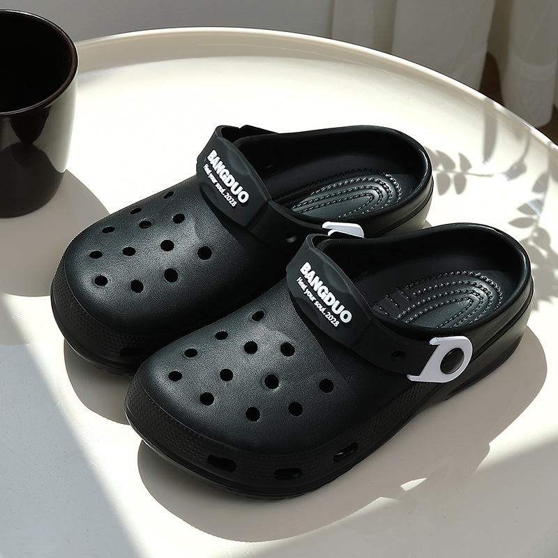 Uniszex lyukas cipő – EVA felső és talp, csúszásmentes, talp 3-4 cm, injektálási öntési technológia