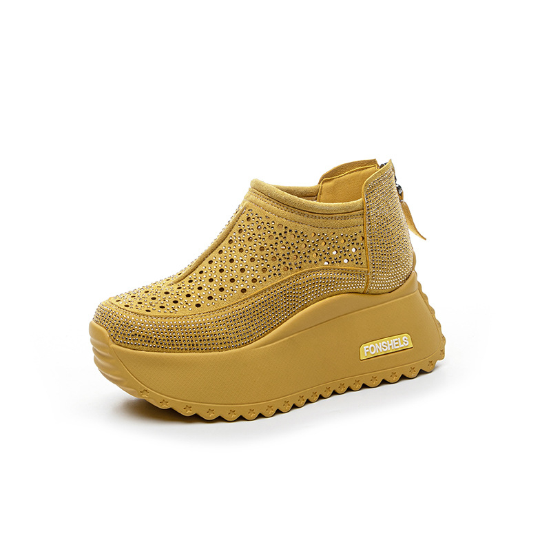 Sandale damă perforate, cu platformă groasă, vârf rotund, talpă din poliuretan respirantă, vara 2025