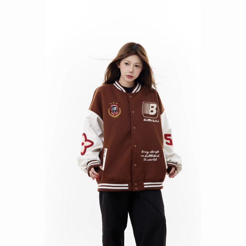 Női pamut dzseki (89%), lazán szabott, gallér, zárás egy sor gombbal, tavasz-ősz