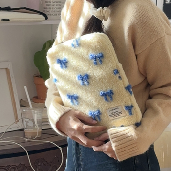 iPad tableti kott, plüüsi materjal, naistele, talv 2024